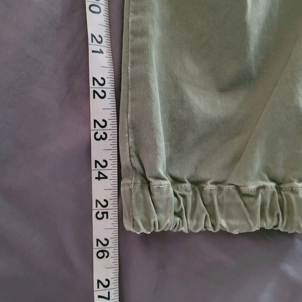 Nili Lotan Cargo Cropped Jogger Military Pants Women Size 4 111/88 80NL Green - Picture 7 of 8